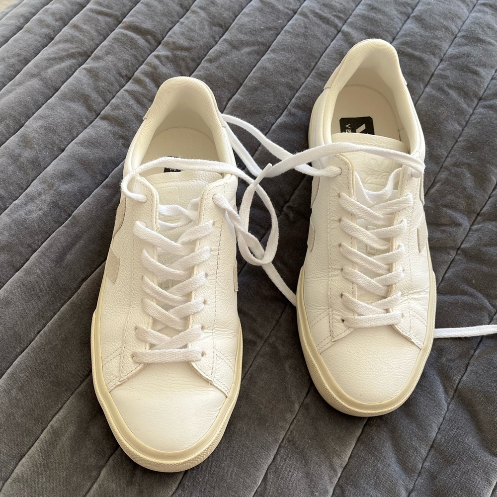 Veja Cream Women's Sneakers